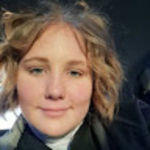 Meet your Posher, Eva